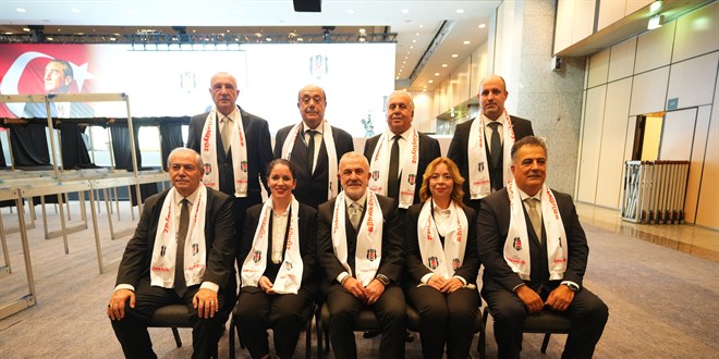 ahmet urkmezgil besiktas divan kurulu baskani oldu UJIhqZUA.jpg
