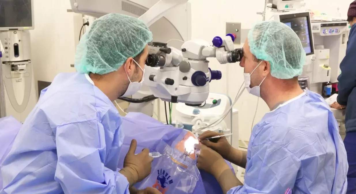 canli cerrahi sempozyumu bes klinik vaka incelendi sPqDJJIn.jpg